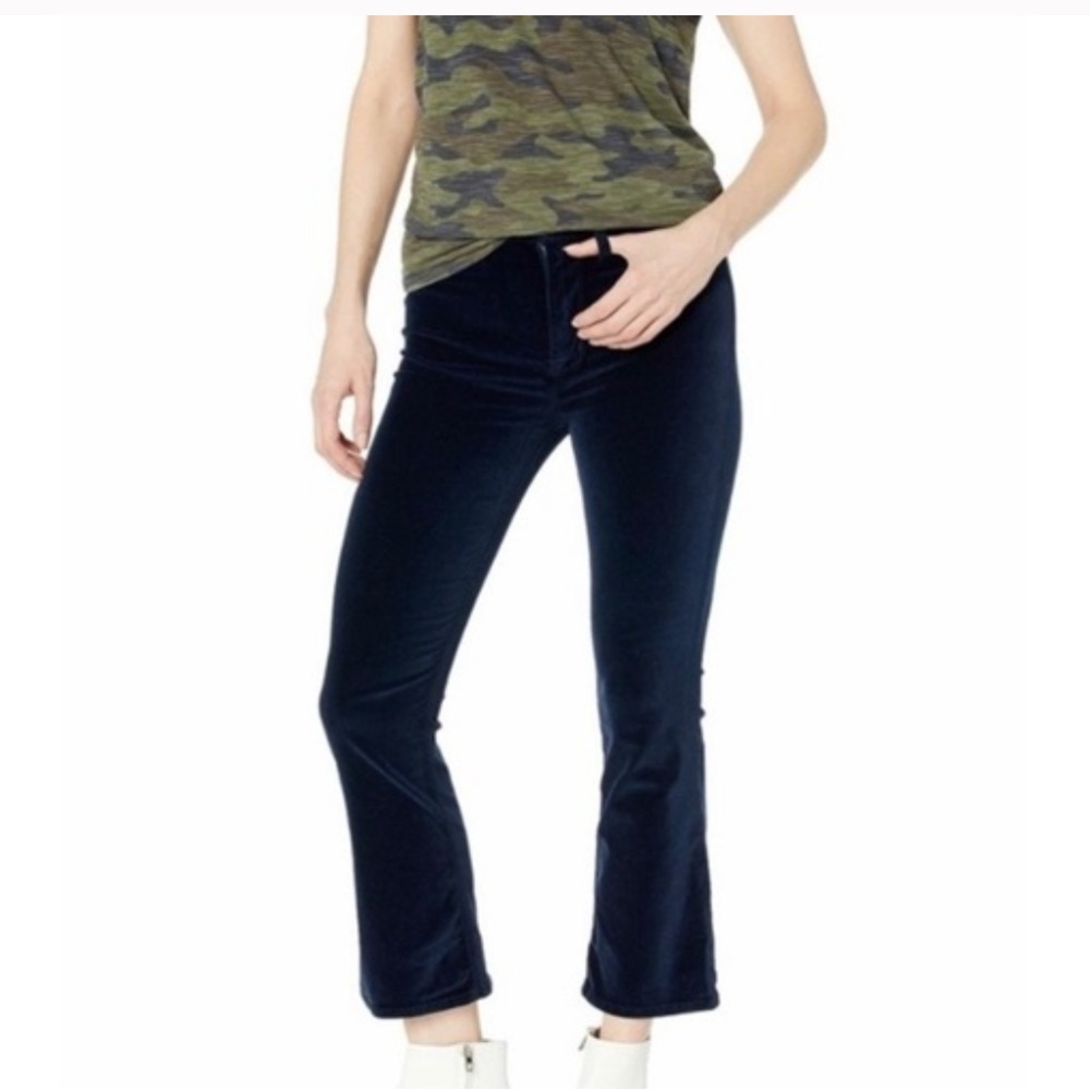 Hudson Brix High Waisted Cropped Bootcut Navy Velvet 
Jeans size 29 New!